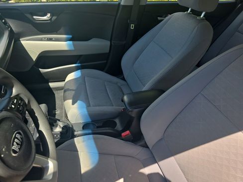 Used 2019 Kia Rio S w/ Technology Package FWD image 16