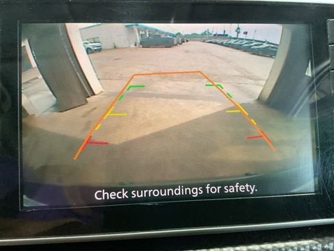Used 2020 Nissan Kicks SV FWD image 3