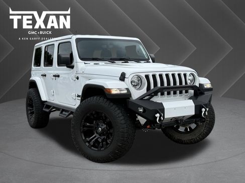 Used 2022 Jeep Wrangler Unlimited Sahara w/ Cold Weather Group AWD/4WD image 1