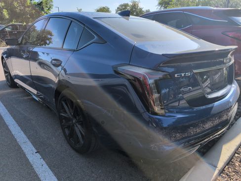 Used 2023 Cadillac CT5 Sport w/ Climate Package RWD image 9
