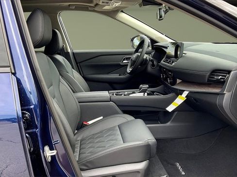 New 2026 Nissan Rogue Platinum w/ Platinum Premium Package image 11