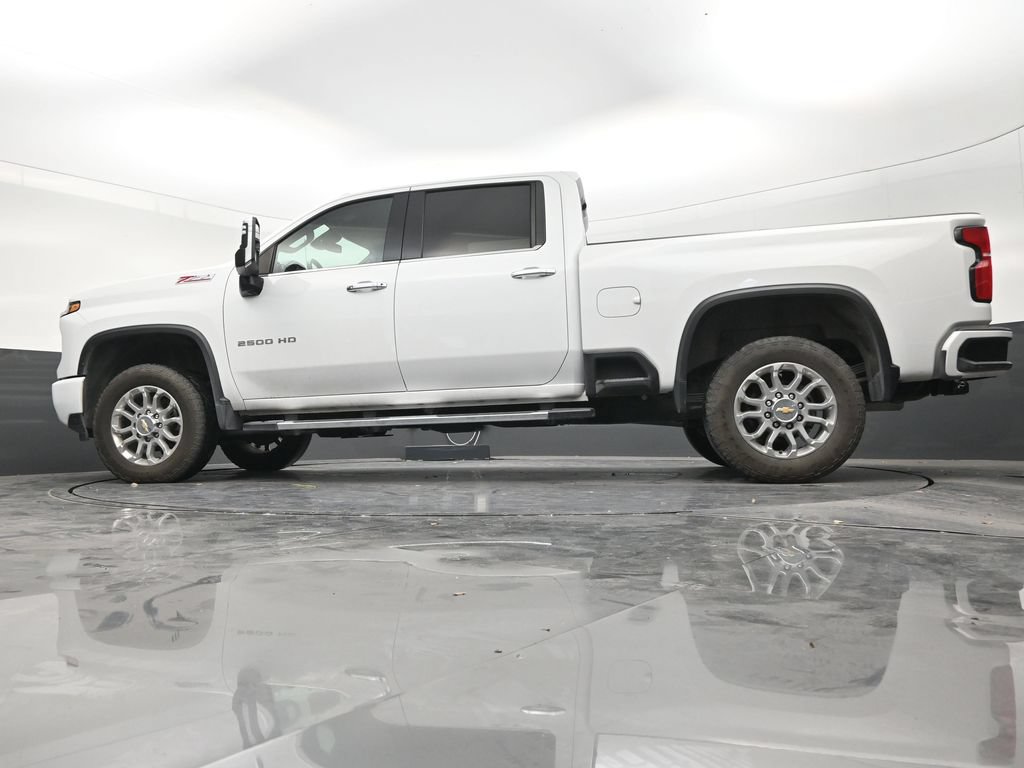 Used 2024 Chevrolet Silverado 2500 LTZ w/ LTZ Plus Package AWD/4WD image 20