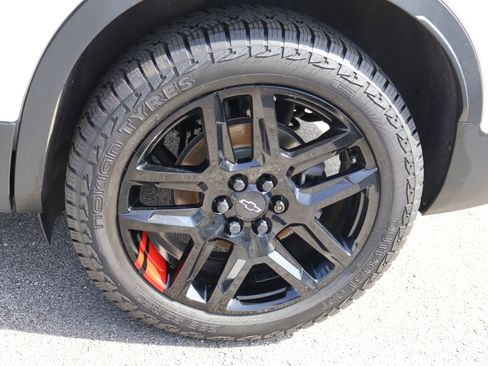 Used 2023 Chevrolet Blazer LT image 40