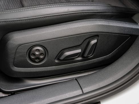 Used 2024 Audi A4 2.0T Premium Plus w/ Premium Plus Package image 36