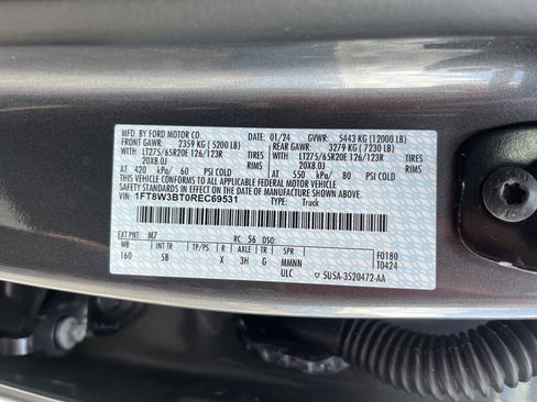 Used 2024 Ford F350 Lariat w/ Lariat Ultimate Package AWD/4WD image 12