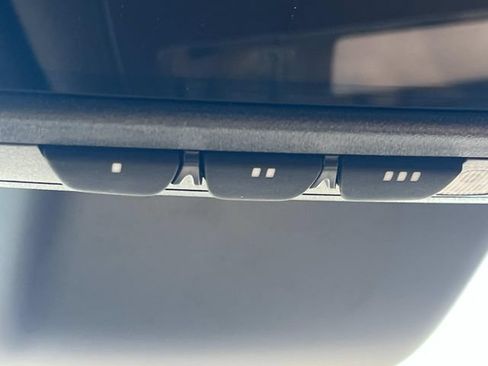 Used 2020 Lexus ES 300h w/ Premium Package FWD image 40