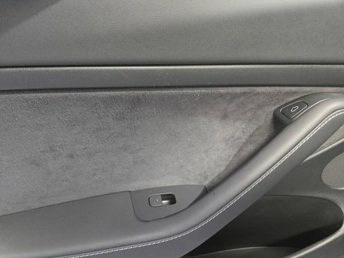 Used 2023 Tesla Model 3 Standard Range RWD image 11