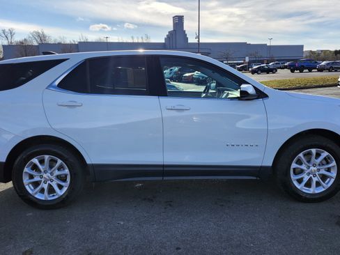 Used 2020 Chevrolet Equinox LT image 18