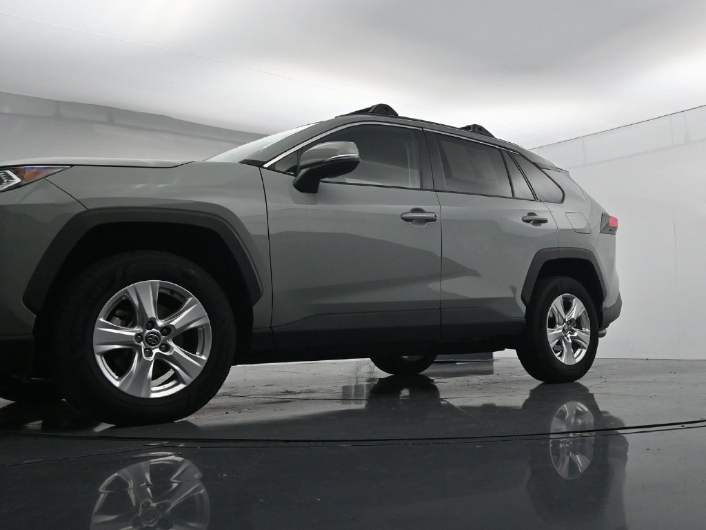 Used 2021 Toyota RAV4 XLE w/ Convenience Package AWD/4WD image 34
