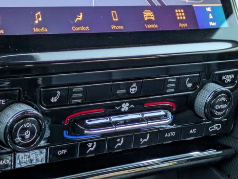 New 2025 Jeep Grand Cherokee Limited image 26