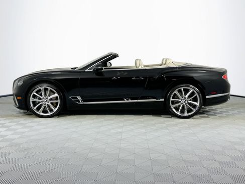 Certified 2022 Bentley Continental GT image 11