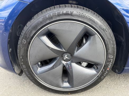 Used 2019 Tesla Model 3 Standard Range Plus RWD image 48
