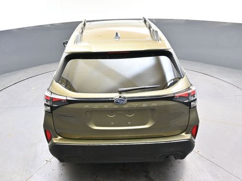 Certified 2025 Subaru Forester Premium AWD/4WD image 40