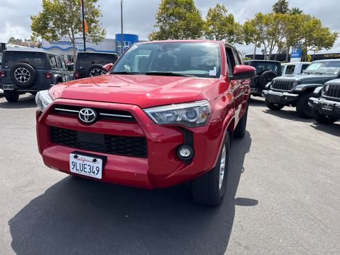 Used 2024 Toyota 4Runner SR5 RWD image 1