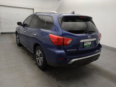 Used 2019 Nissan Pathfinder S image 5