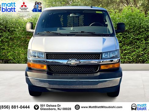 Used 2024 Chevrolet Express 2500 Work Van w/ Driver Convenience Package image 2