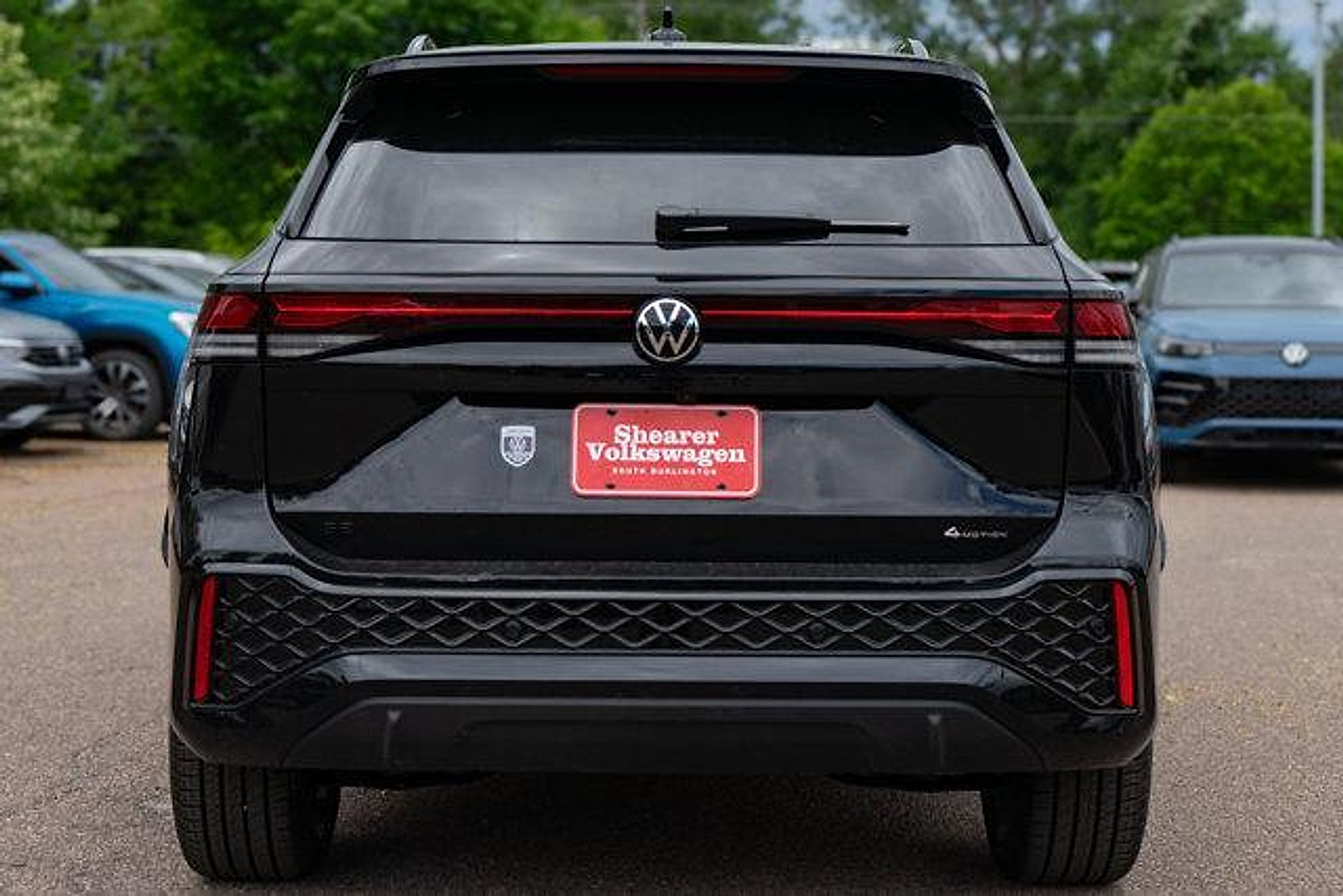 New 2026 Volkswagen Tiguan SE R-Line AWD/4WD image 5