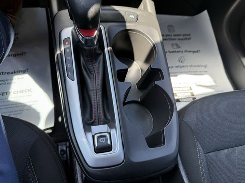 Used 2025 Chevrolet Trax RS w/ Driver Confidence Package image 33