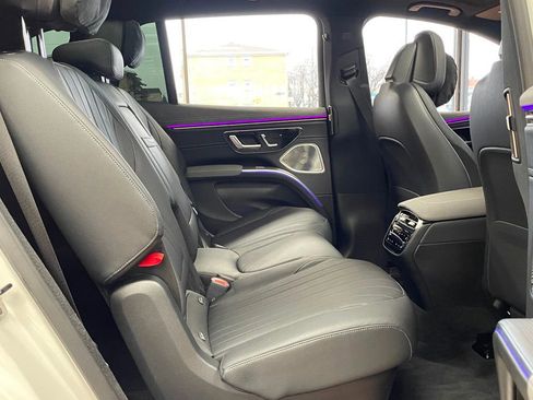 Used 2023 Mercedes-Benz EQS 580 4MATIC SUV image 29