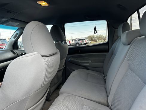 Used 2009 Toyota Tacoma PreRunner image 10