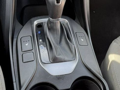 Used 2016 Hyundai Santa Fe SE image 19