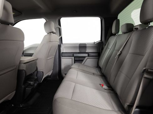 Used 2017 Ford F150 XLT w/ Equipment Group 301A Mid AWD/4WD image 18
