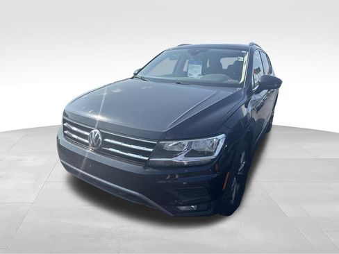Used 2020 Volkswagen Tiguan SEL AWD/4WD image 7