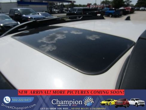 Used 2023 Subaru Outback Onyx Edition AWD/4WD image 8