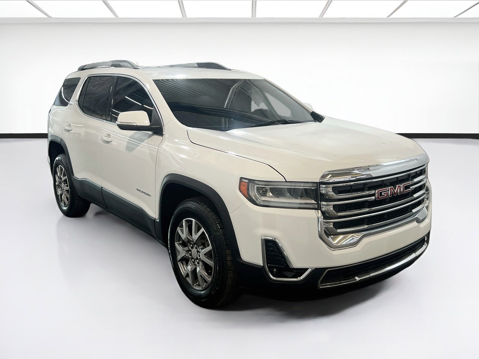 Used 2020 GMC Acadia SLT FWD image 3