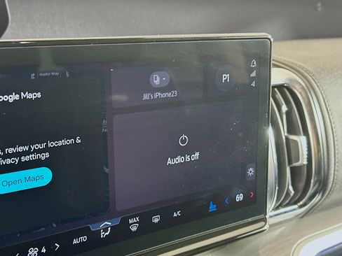 Used 2025 Ford Expedition Platinum image 21