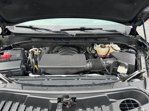 Used 2023 GMC Yukon XL Denali Ultimate w/ LPO, Floor Liner Package AWD/4WD image 18