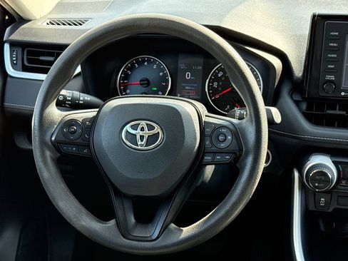 Used 2021 Toyota RAV4 XLE AWD/4WD image 13