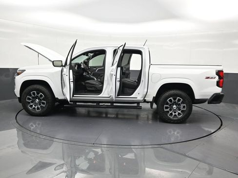 Used 2026 Chevrolet Colorado Z71 w/ Z71 Convenience Package 2 AWD/4WD image 35