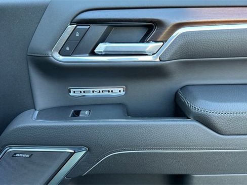 New 2026 GMC Sierra 1500 Denali w/ Denali Reserve Package image 19
