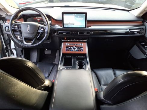 Used 2020 Lincoln Aviator Reserve w/ Equipment Group 202A image 24