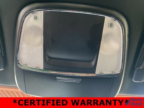 Used 2023 Dodge Charger SXT image 40