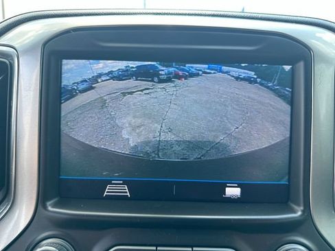 Used 2022 Chevrolet Silverado 1500 LT w/ Bed Protection Package AWD/4WD image 18