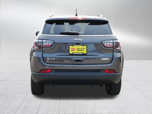 Used 2023 Jeep Compass Latitude AWD/4WD image 6