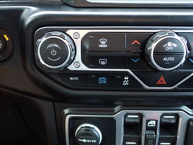 Used 2022 Jeep Wrangler Unlimited Rubicon 4xe AWD/4WD image 18