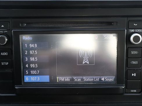 Used 2017 Toyota Tacoma 4x4 Access Cab image 32