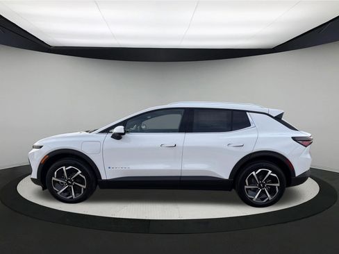 New 2026 Chevrolet Equinox EV LT FWD image 2