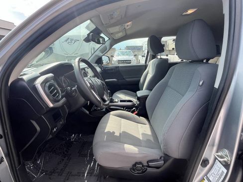 Used 2019 Toyota Tacoma SR5 image 25