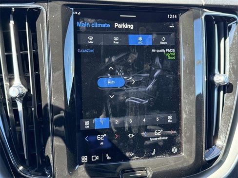 Used 2022 Volvo XC60 T8 Inscription Expression image 22