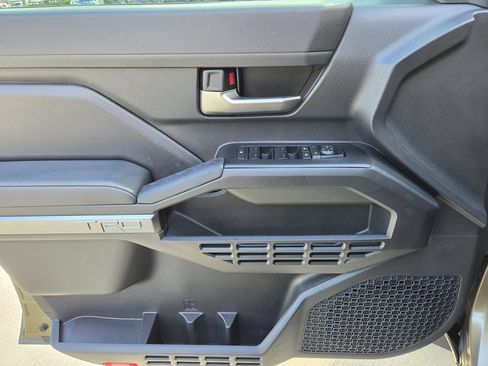 Used 2024 Toyota Tacoma TRD Off-Road AWD/4WD image 14