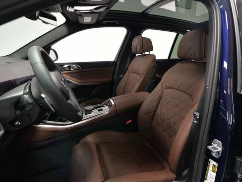 Used 2026 BMW X5 xDrive40i w/ M Sport Package image 8