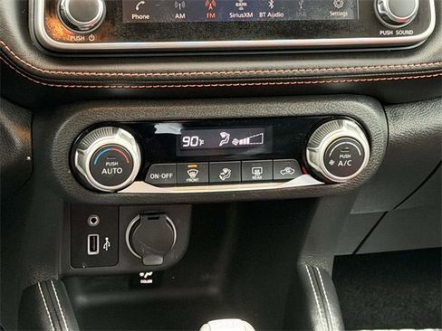 Used 2020 Nissan Kicks SR w/ Exterior Package image 15