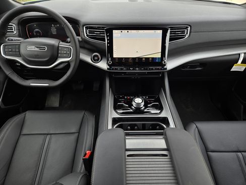 New 2026 Jeep Grand Wagoneer L Limited AWD/4WD image 24