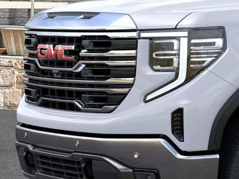 New 2026 GMC Sierra 1500 SLT image 37