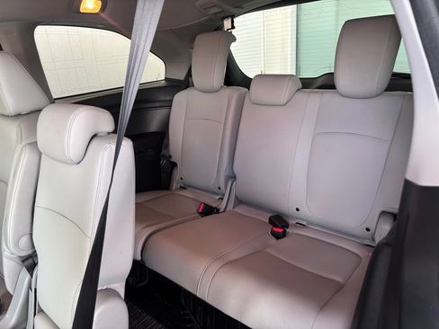 Certified 2024 Honda Odyssey EX-L image 14