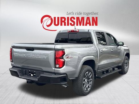 Used 2025 Chevrolet Colorado Z71 w/ Technology Package image 2